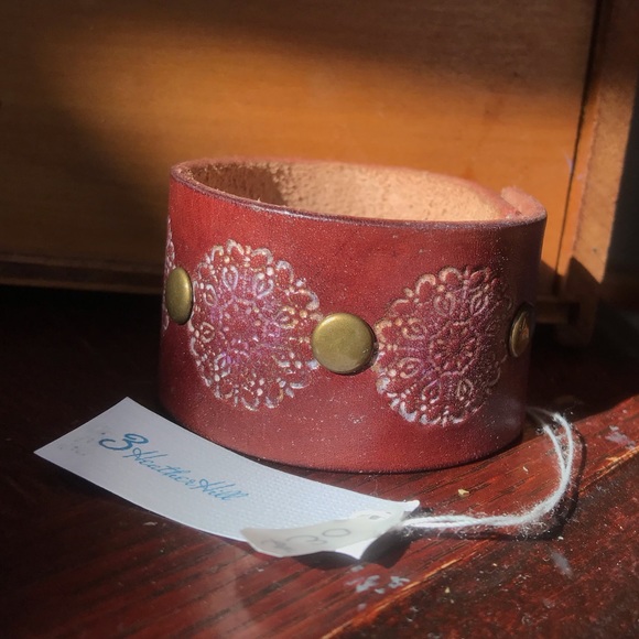 💟3HeatherHill Handmade Leather Bracelet Cuff💟 - Picture 2 of 8